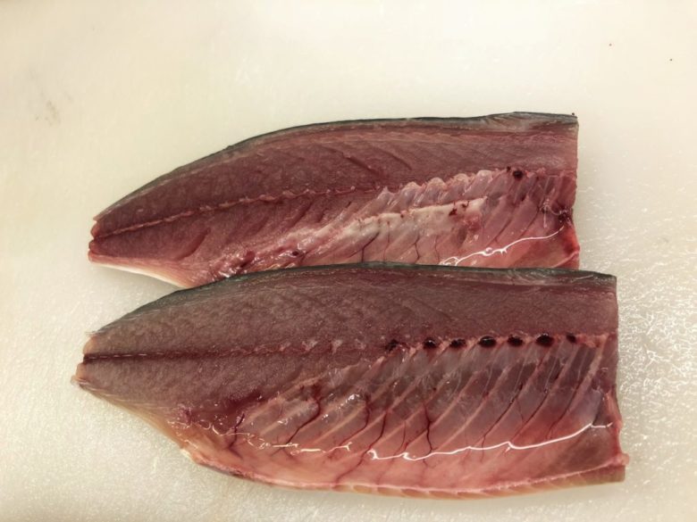 マサバとゴマサバの味の違い 見分け方の基本 まるなか大衆鮮魚