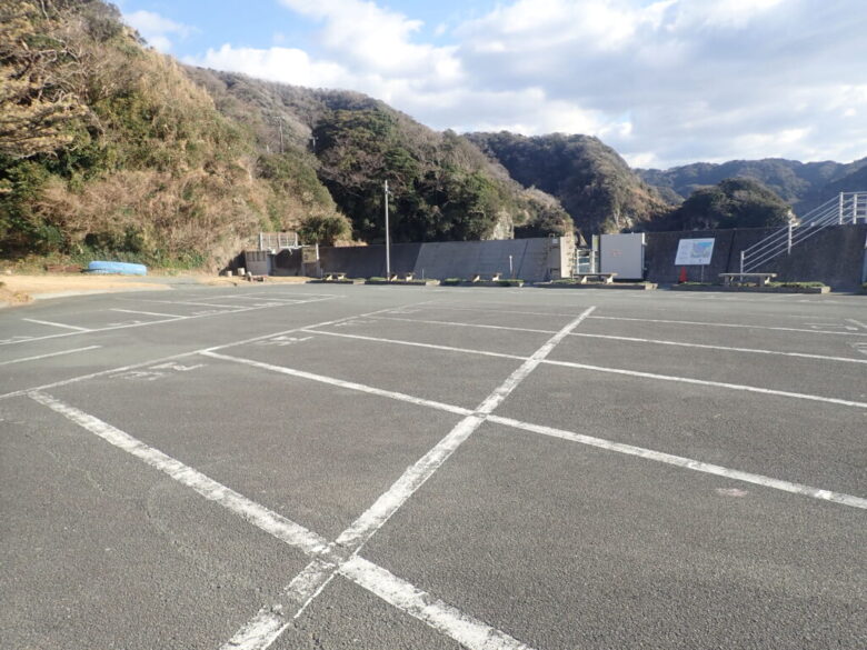 妻良　子浦　駐車場