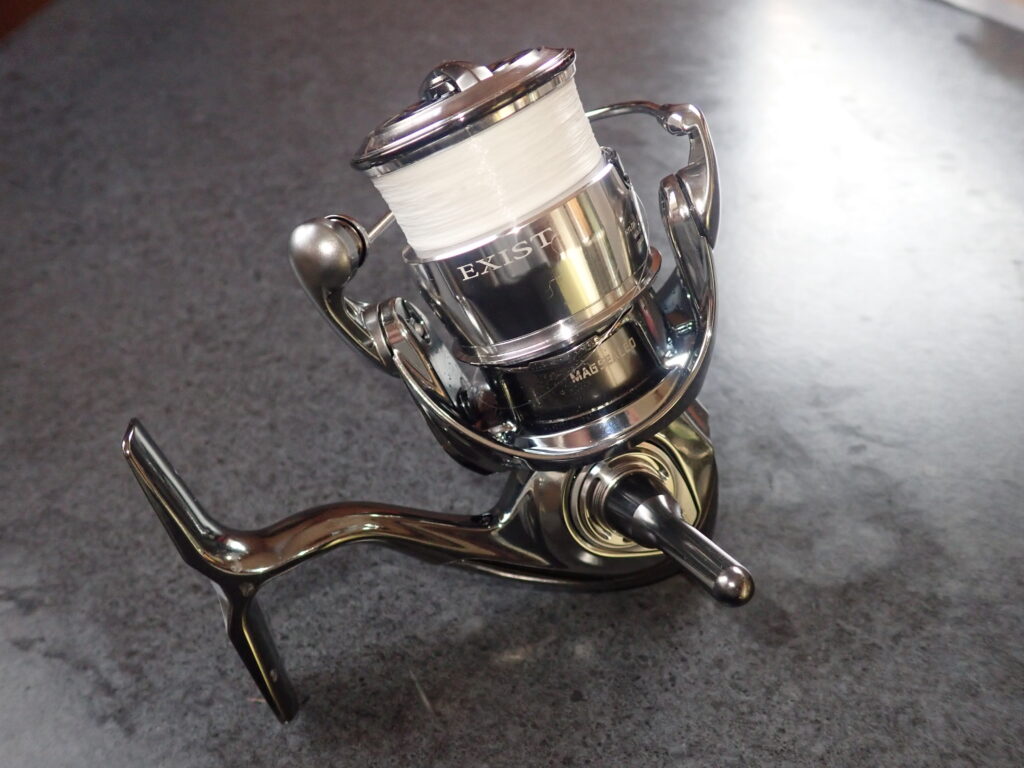 ダイワ 純正ハンドル DAIWA 22 イグジストSF 2000S-P 40ミリ-