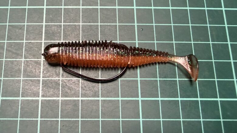 マジックシャッド　オフセットフックサイズ